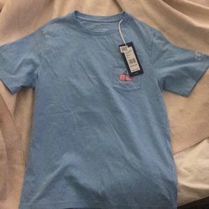 Vineyard vines light blue tee